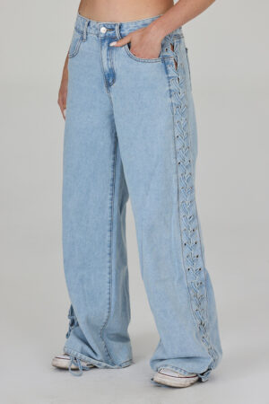 ג׳ינס שרוכים